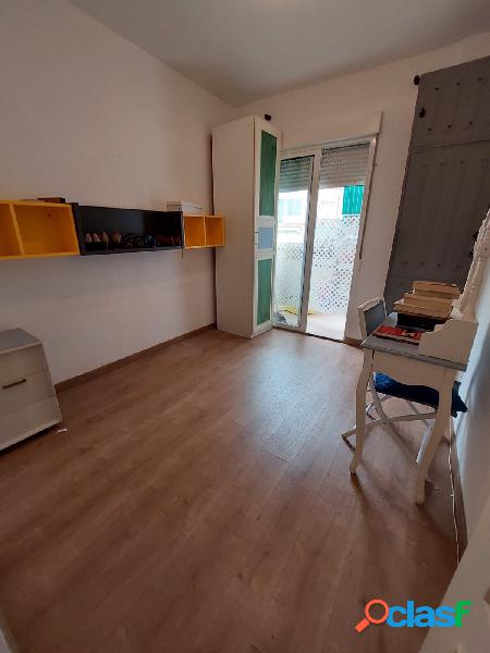 Apartamento en centro con acceso fácil y servicios de todo