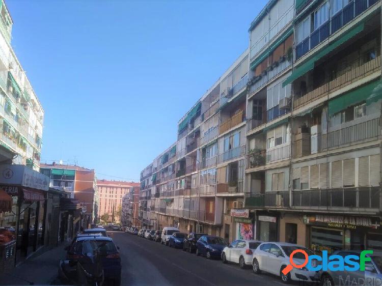 ESTUDIO HOME MADRID OFRECE piso de 60m² según catastro, en