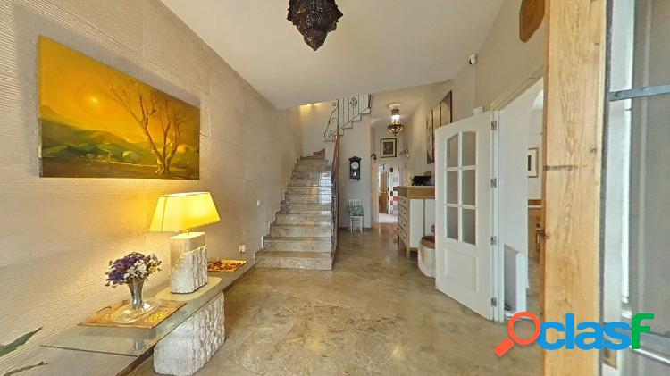 EXCLUSIVA CASA EN EL CASCO HISTÓRICO DE CÓRDOBA