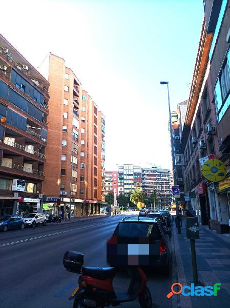 FANTÁSTICO PISO EN ALQUILER PARA ESTUDIANTES EN AVENIDA