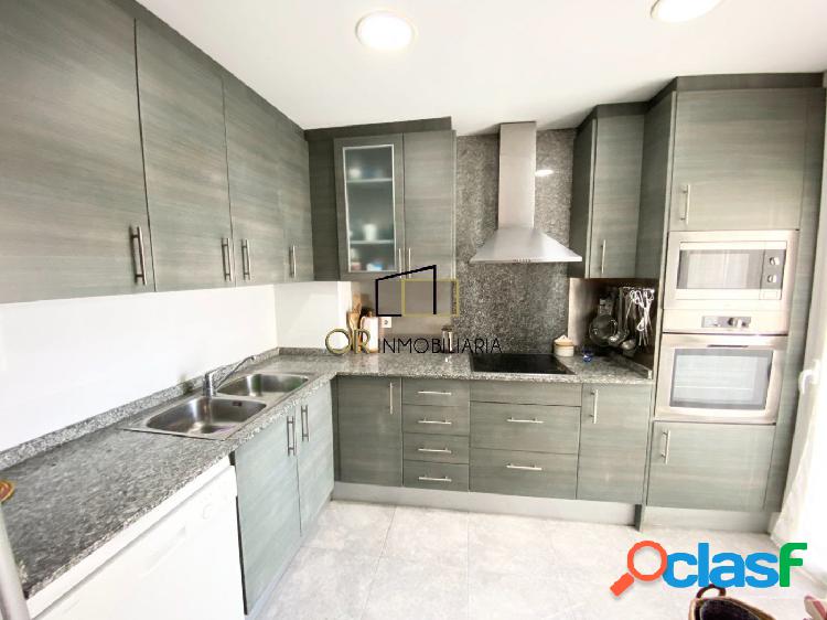 IMPRESONANTE DÚPLEX ÁTICO de 4 habitaciones con Parking
