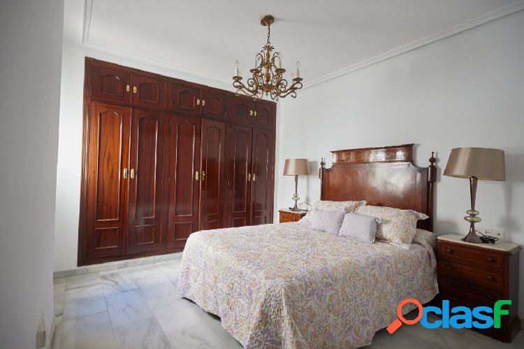 PISO DE 3 DORMITORIOS JUNTO AL COLEGIO LAS ESCLAVAS!