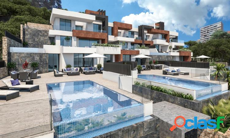 PRIMERA LÍNEA DE PLAYA EN BENIDORM Y CON PISCINA PRIVADA!!!