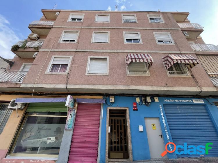 Piso en venta en Calle Reyes Católicos, 3º, 30500, Molina