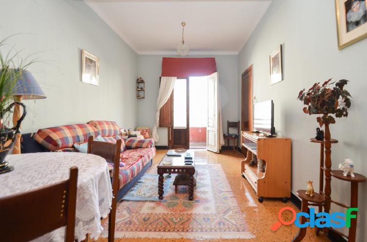 Piso en venta en calle Churruca