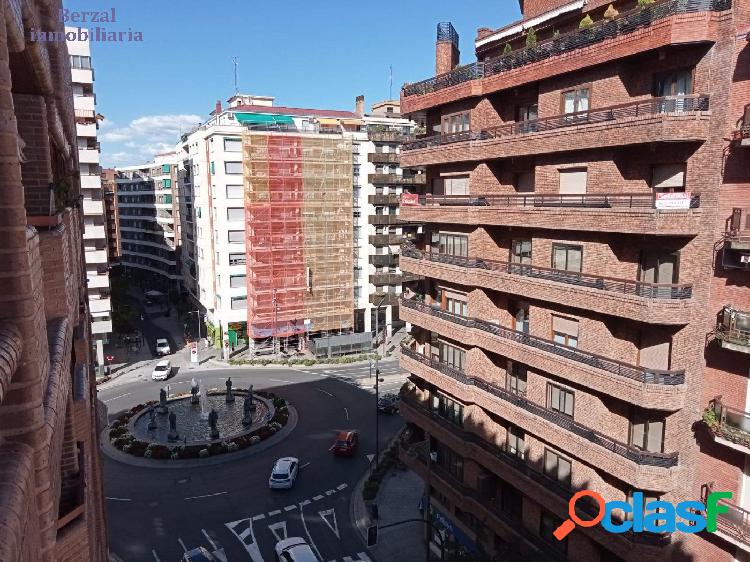 Piso exterior de 86 metros construidos en Logroño. Zona