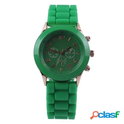 Reloj de cuarzo clásico Reloj de pulsera unisex con correa