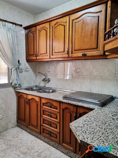 SE ALQUILA PISO EN ZONA CAMARIN DE JESÚS