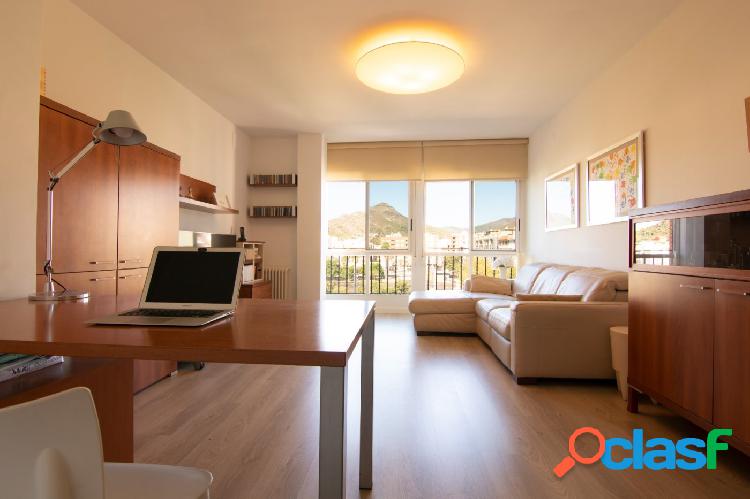 VIVIENDA CON MAGNÍFICAS VISTAS