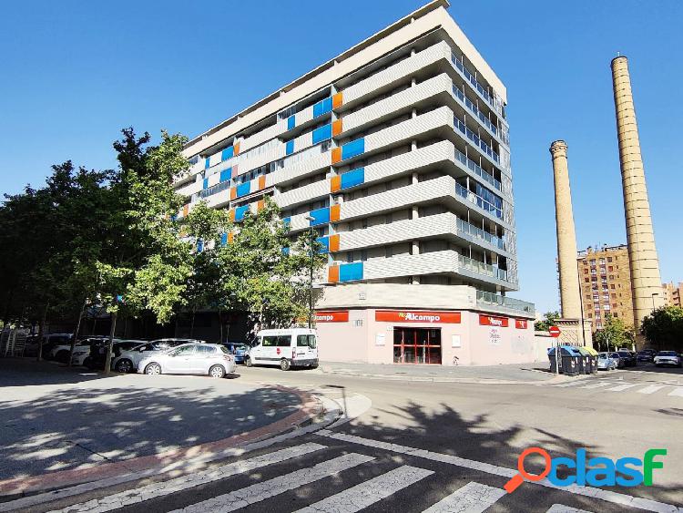 Vivienda de tres habitaciones garaje y trastero en azucarera