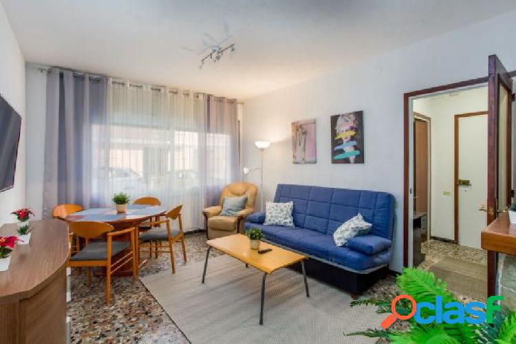 Apartamento en la Costa de Barcelona en barrio tranquilo y