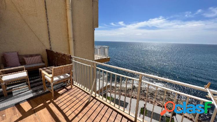Apartamento en primera linea de mar con Licencia Turistica