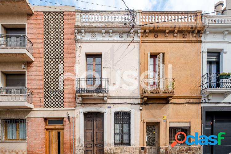 Casa en venta de 160 m² Calle Joan Plans, 08201 Sabadell