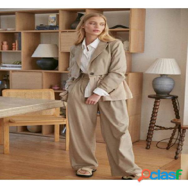 Jovonna Chaqueta Beige