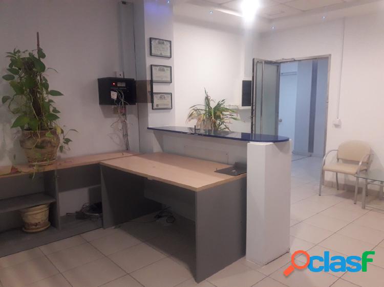 SE ALQUILA OFICINA EN TORREVIEJA ZONA CENTRO COMERCIAL