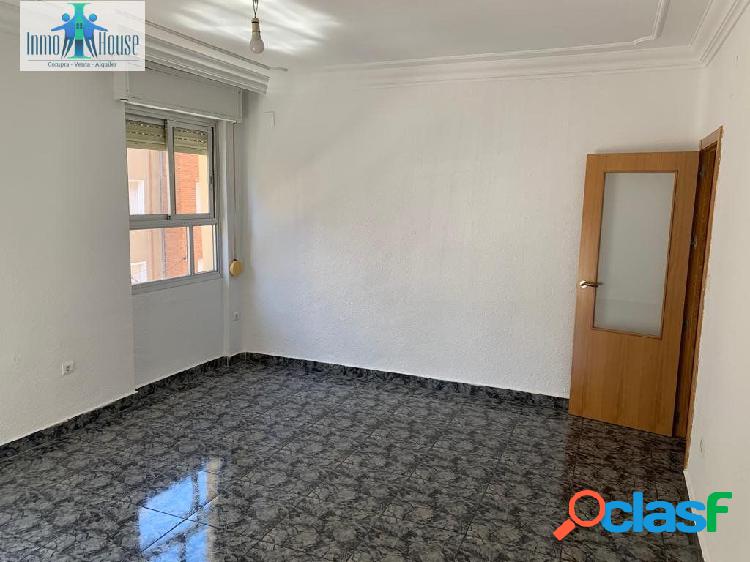 SE VENDE PISO - zona ensanche