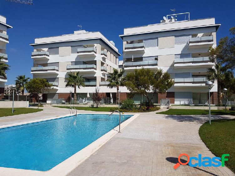 Adosados triplex en Villamartín con solarium privado y