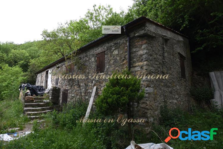 Casa de campo-Masía en Venta en Ogassa Girona