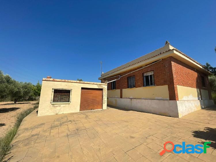 Chalet en venta en zona rural