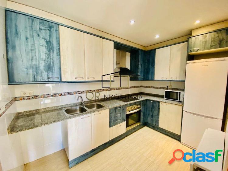 Excelente piso acogedor de 3 habitaciones con Vistas