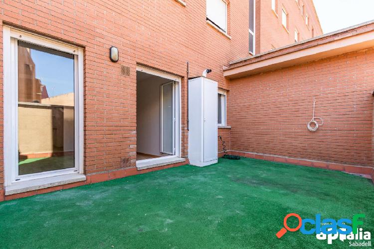 Fantástico piso ideal para una pareja en Sabadell!