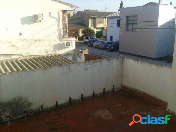 SE VENDE CASA EN PINSEQUE