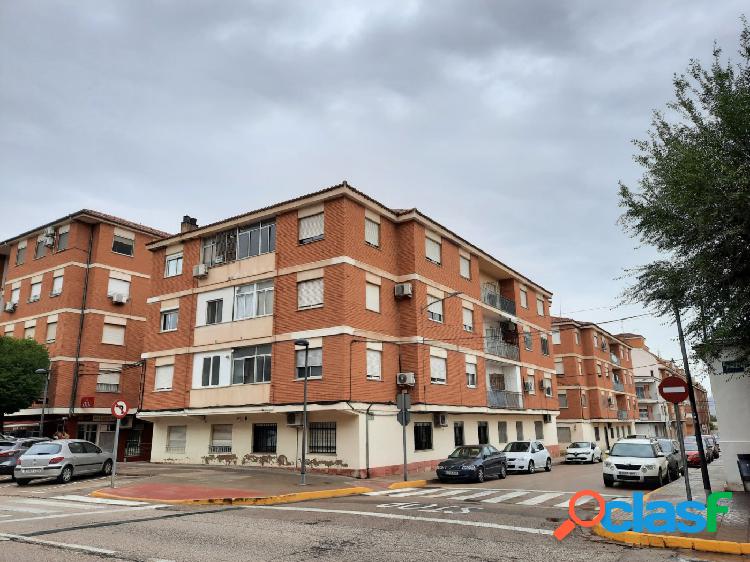 VIVIENDA COMPLETAMENTE REFORMADA CON FUTURO ASCENSOR