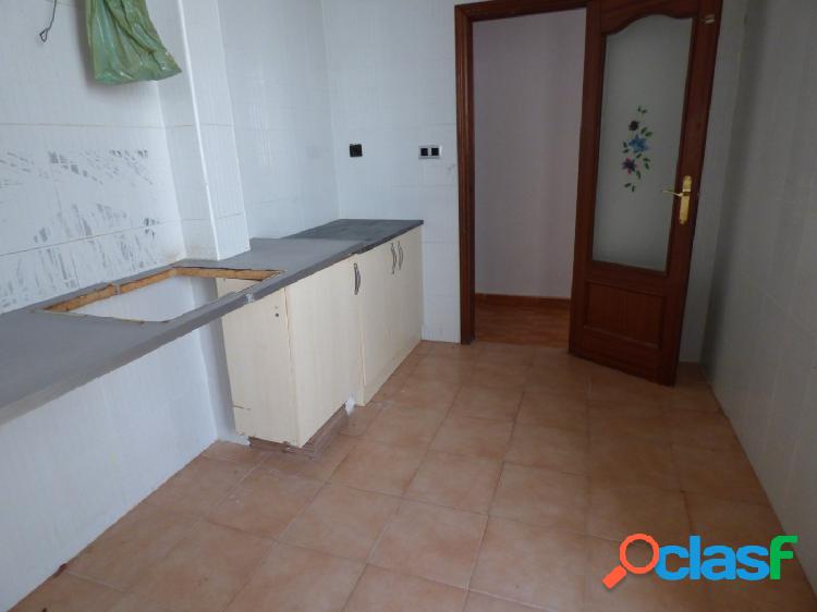 VIVIENDA EN CALVARIO