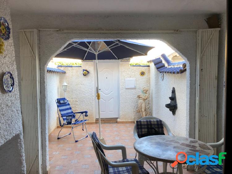 BUNGALOW EN TORREVIEJA (GREAT INVESTMENT OPPORTUNITY))