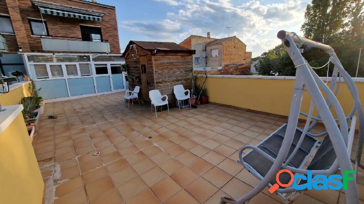 ESPACIOSA CASA DE DOS PLANTAS EN LLORENÇ DEL PENEDES