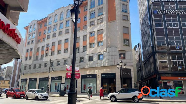 PLAZA DE PARKING EN EL CENTRO DE PONFERRADA