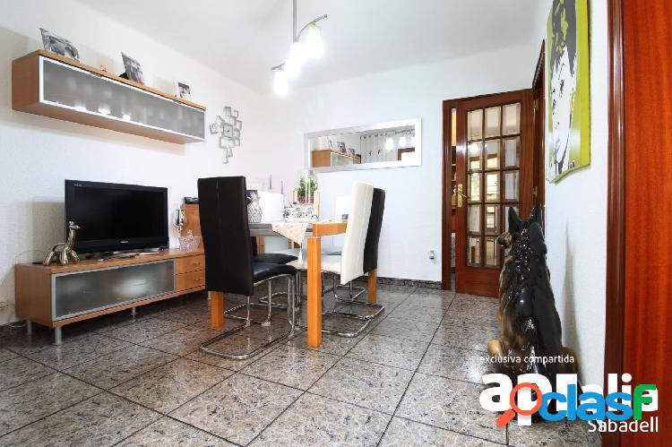 Piso en venta calle Vinyar