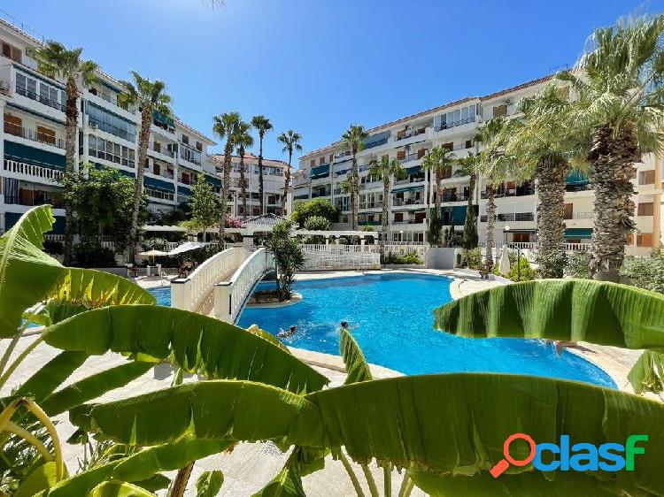 Apartamento con vistas latelares al mar en La Mata!