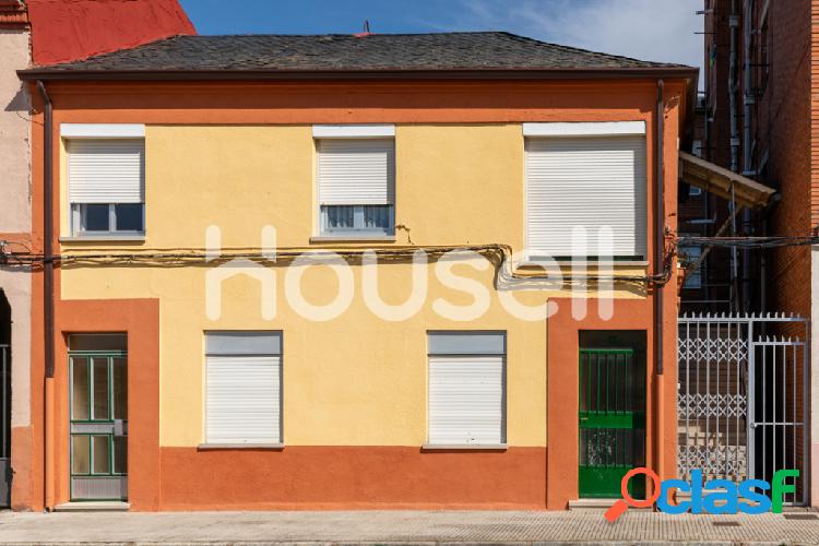 Casa en venta de 136 m² en Calle Papa Juan XXIII, 24009