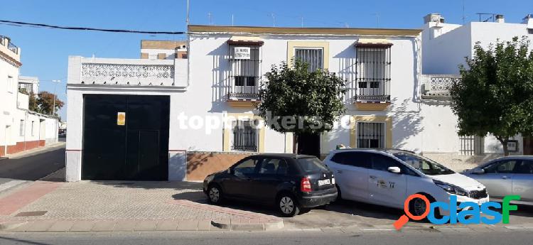 Casa rural en venta en Utrera