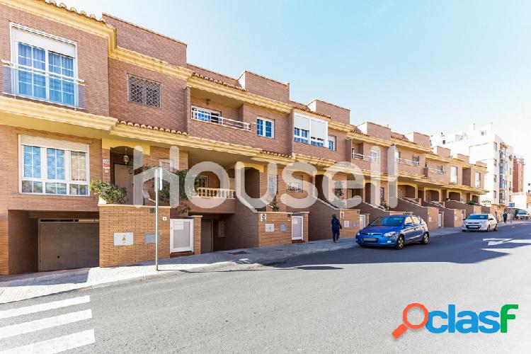 Chalet en venta de 248 m² Calle Libano, 04009 Almería