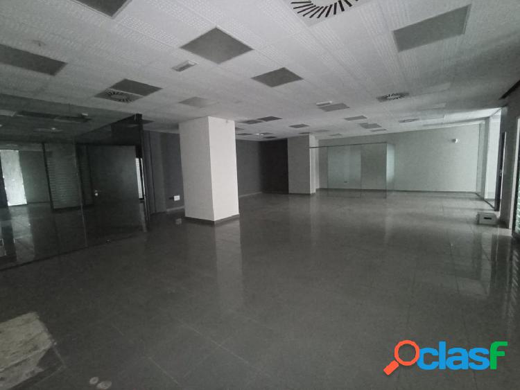 Local comercial en venta en Calle Emperatriz Eugenia