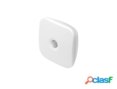 Luz nocturna con detector de movimiento por infrarrojos a