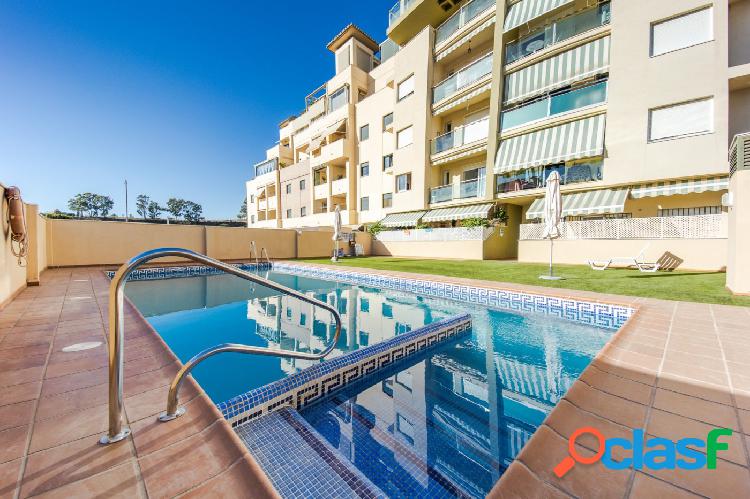 Venta de magnífico piso en Torre del Mar (Vélez-Málaga),
