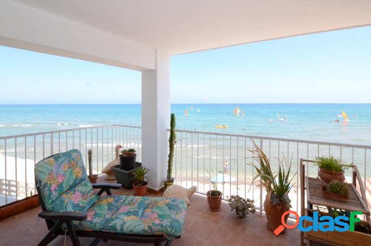 Apartamento en primera línea de playa