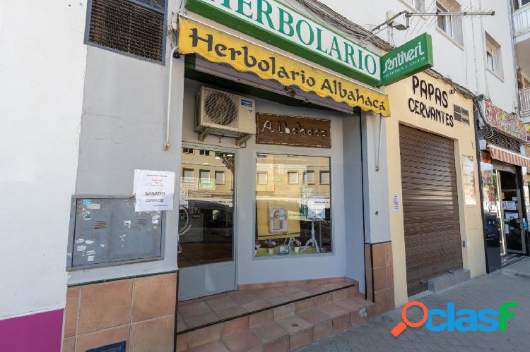 En venta Local comercial en la Avenida de Cervantes