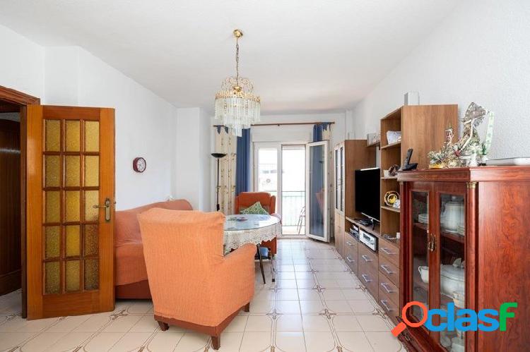 PISO EN VENTA EN EL BARRIO DEL ZAIDÍN