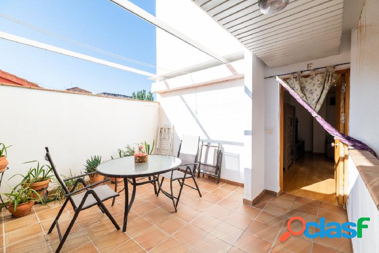PRECIOSO PISO CON TERRAZA EN OGIJARES