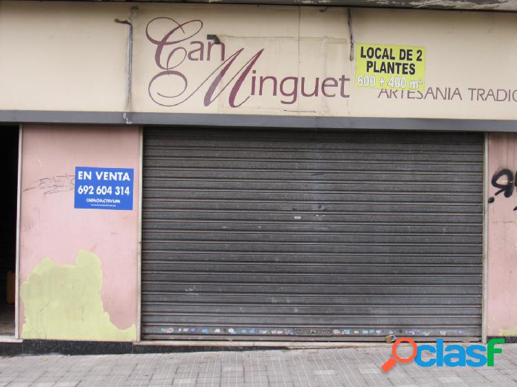 SE VENDE LOCAL COMERCIAL EN MANRESA