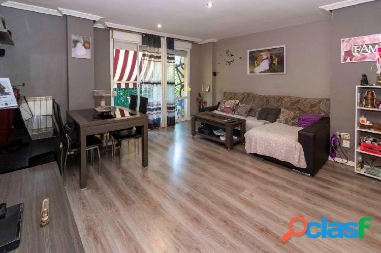 Ático -dúplex 4 dormitorios en venta en Ciudad Jardín