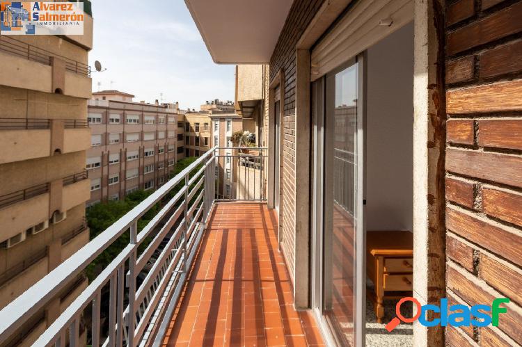 A la venta Piso en Avenida Andaluces