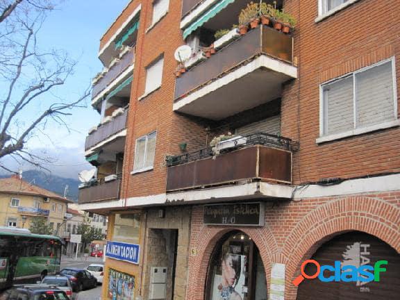 Amplia vivienda de 4 dormitorios en Guadarrama, Madrid.