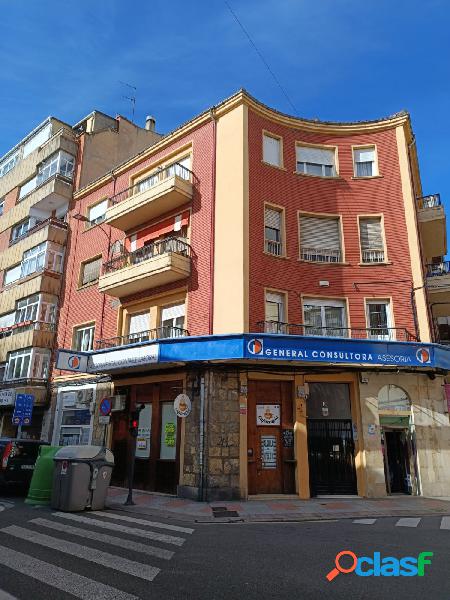 CAFETERIA EN EL CENTRO