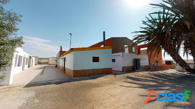 Casa de pueblo en Venta en Albatera Alicante