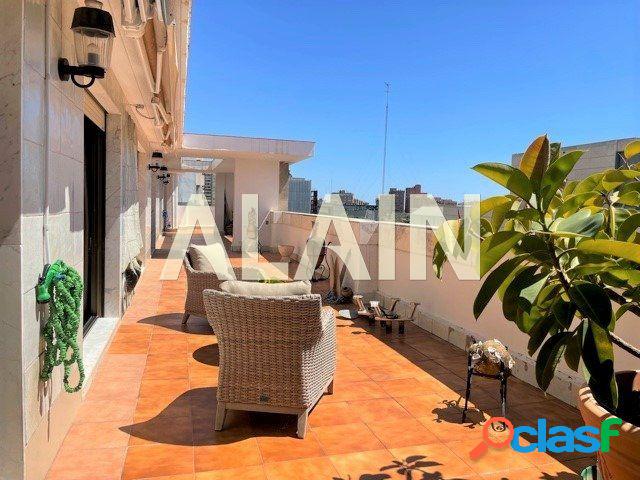 Exclusivo Ático Doctor Moliner Valencia
